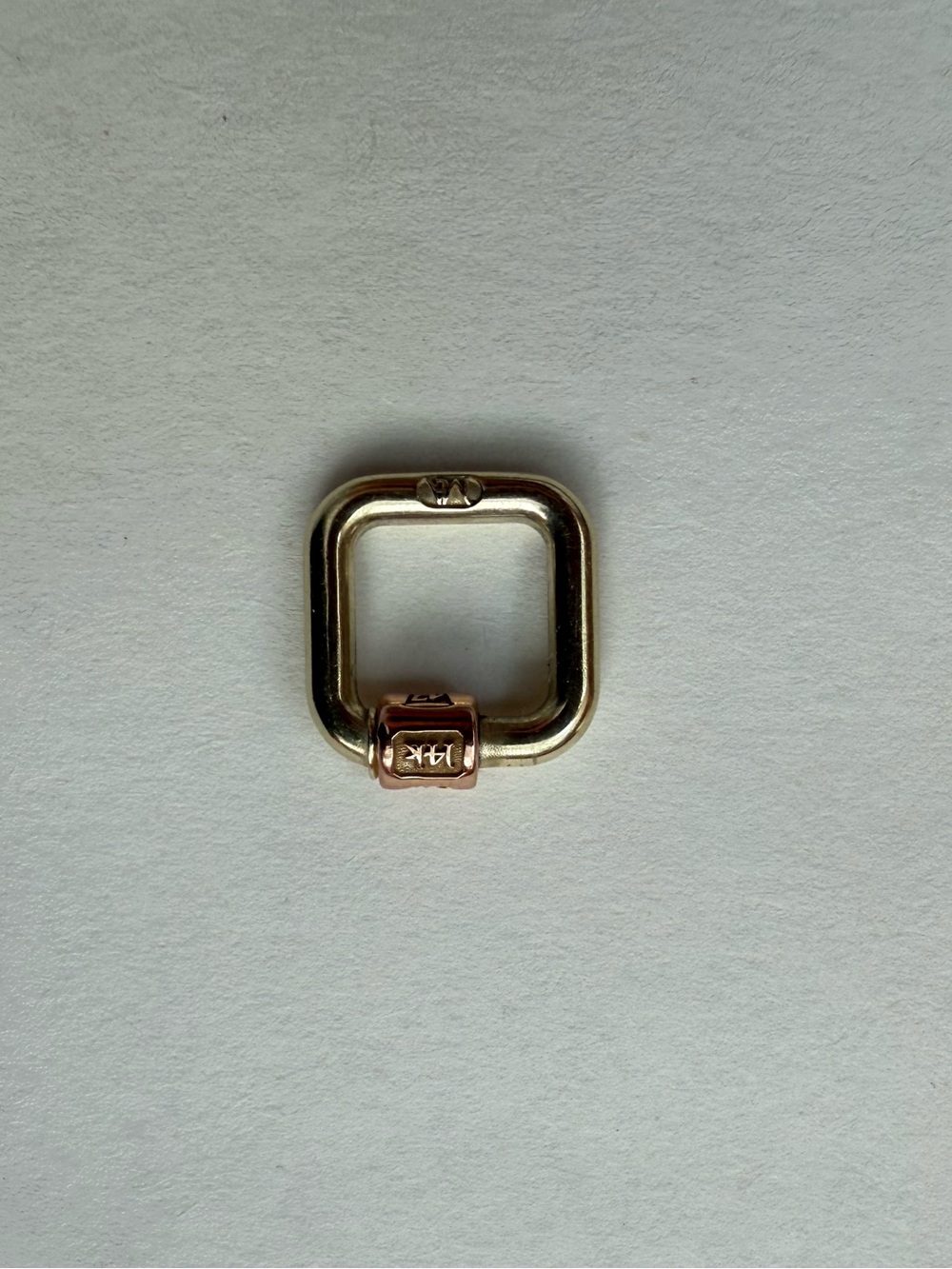 Marla Aaron Exclusive Chubby Meander Lock